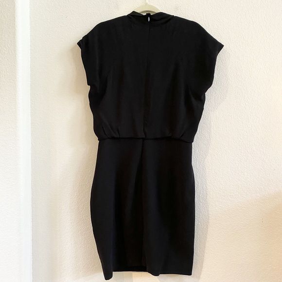 Rachel Roy Black Tie V-neck Elastic Waistband Dress size 8 Zipper Back Lined - Picture 10 of 12